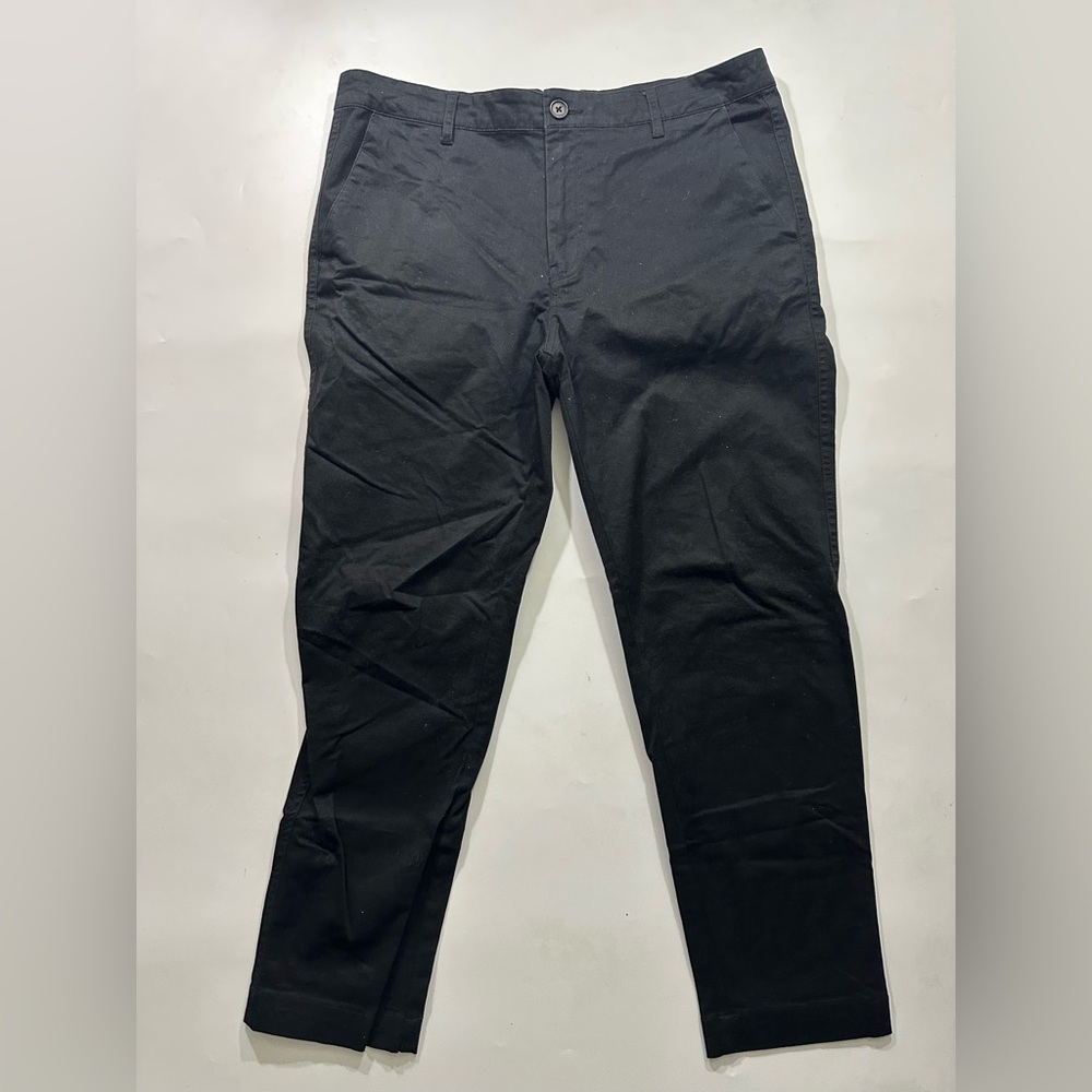 F21 Crop black chinos